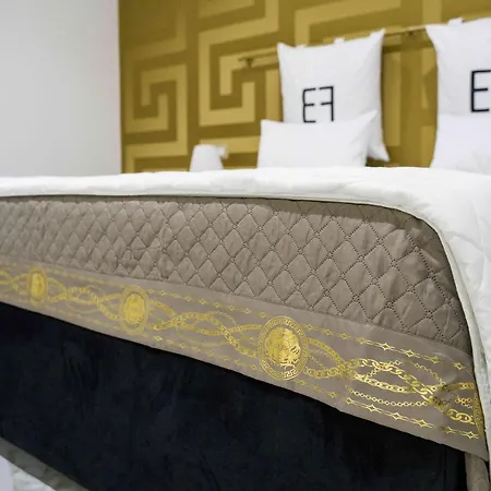 Ef Luxury Living Bed & Breakfast *
