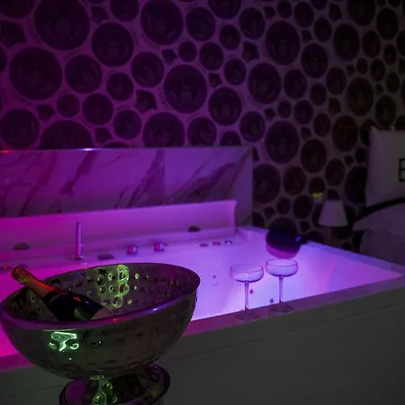 Bed & Breakfast Ef Luxury Living *