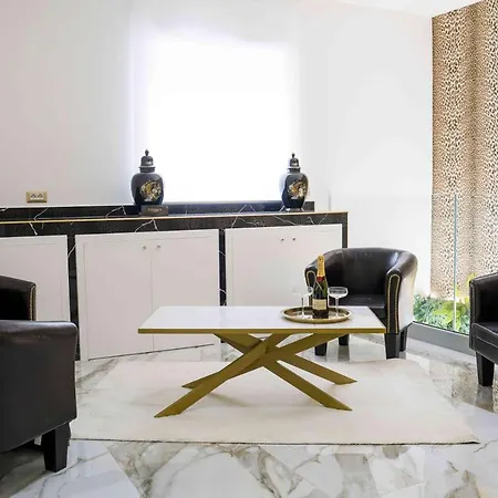 Ef Luxury Living Bed & Breakfast Paolisi